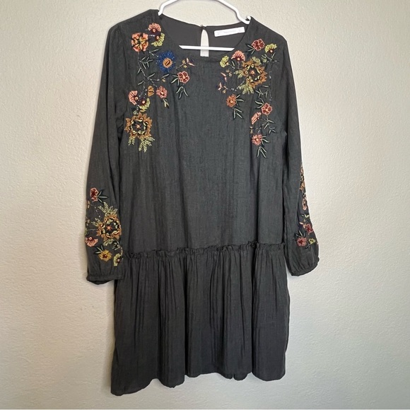 Zara Trafaluc Collection Embroidered Floral Gray Dress Size Large - Picture 5 of 14